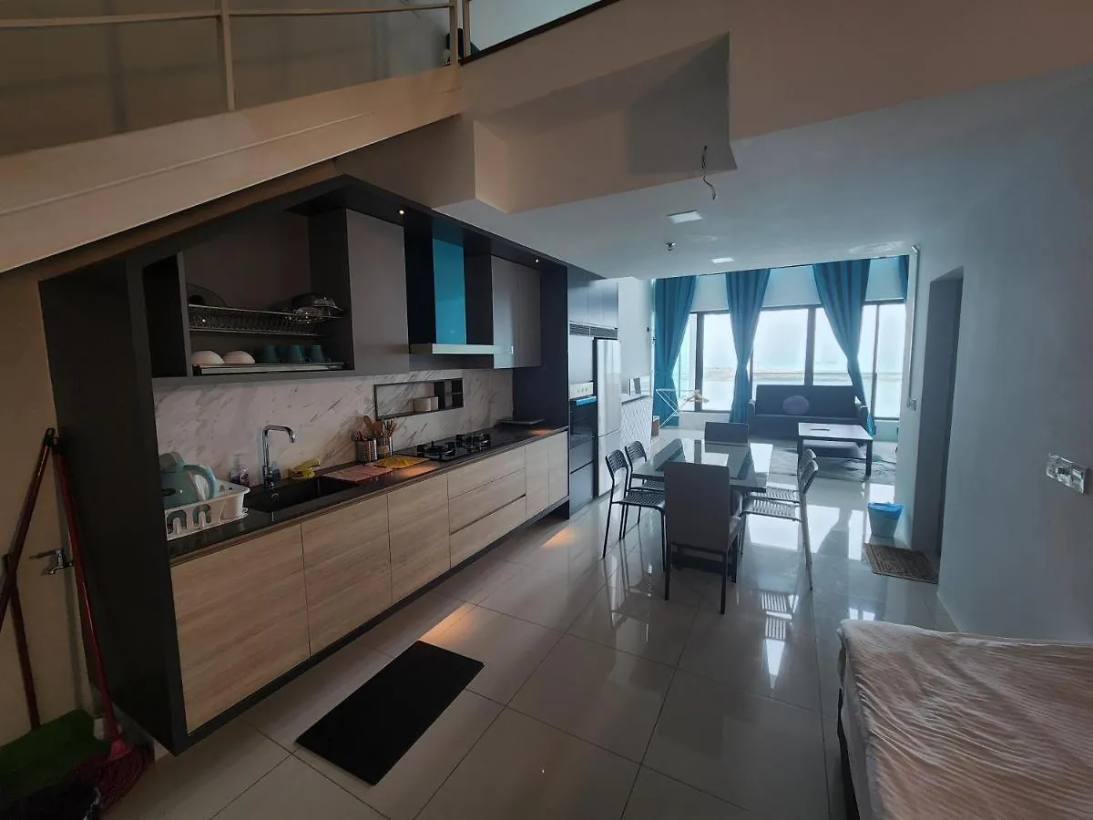 Sunrise Gurney Premium Executive City/Seafront Suite - Penang George Town