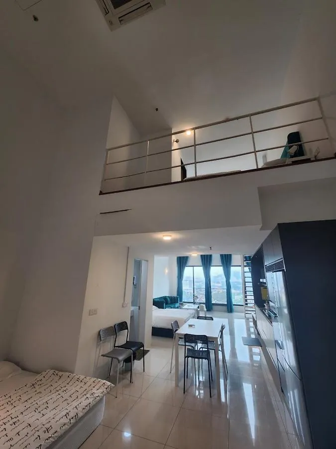 Sunrise Gurney Premium Executive City/Seafront Suite - Penang George Town
