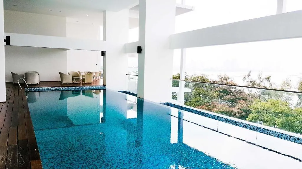 Sunrise Gurney Premium Executive City/Seafront Suite - Penang George Town 0*,  Malaysia