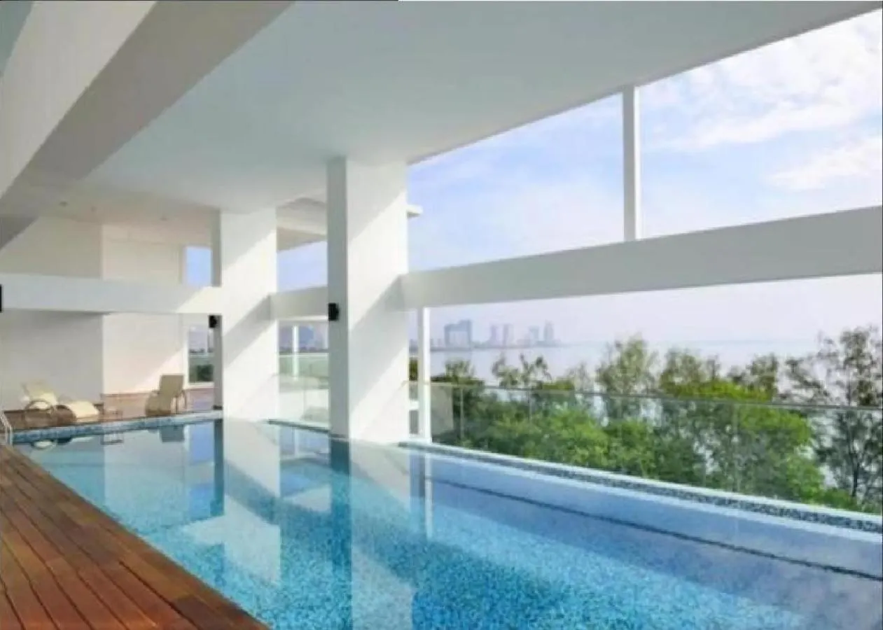 Sunrise Gurney Premium Executive City/Seafront Suite - Penang George Town Lejlighed
