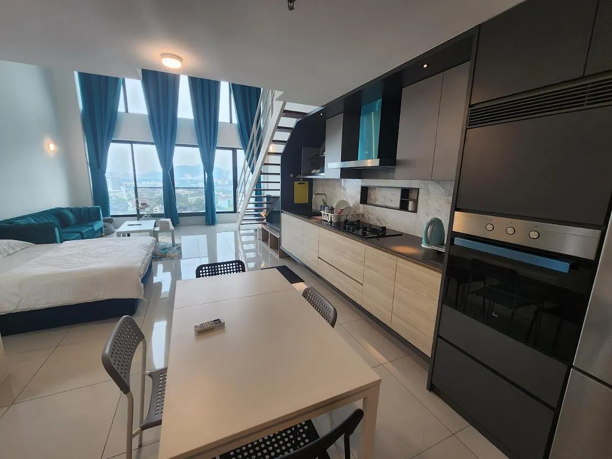 Sunrise Gurney Premium Executive City/Seafront Suite - Penang George Town